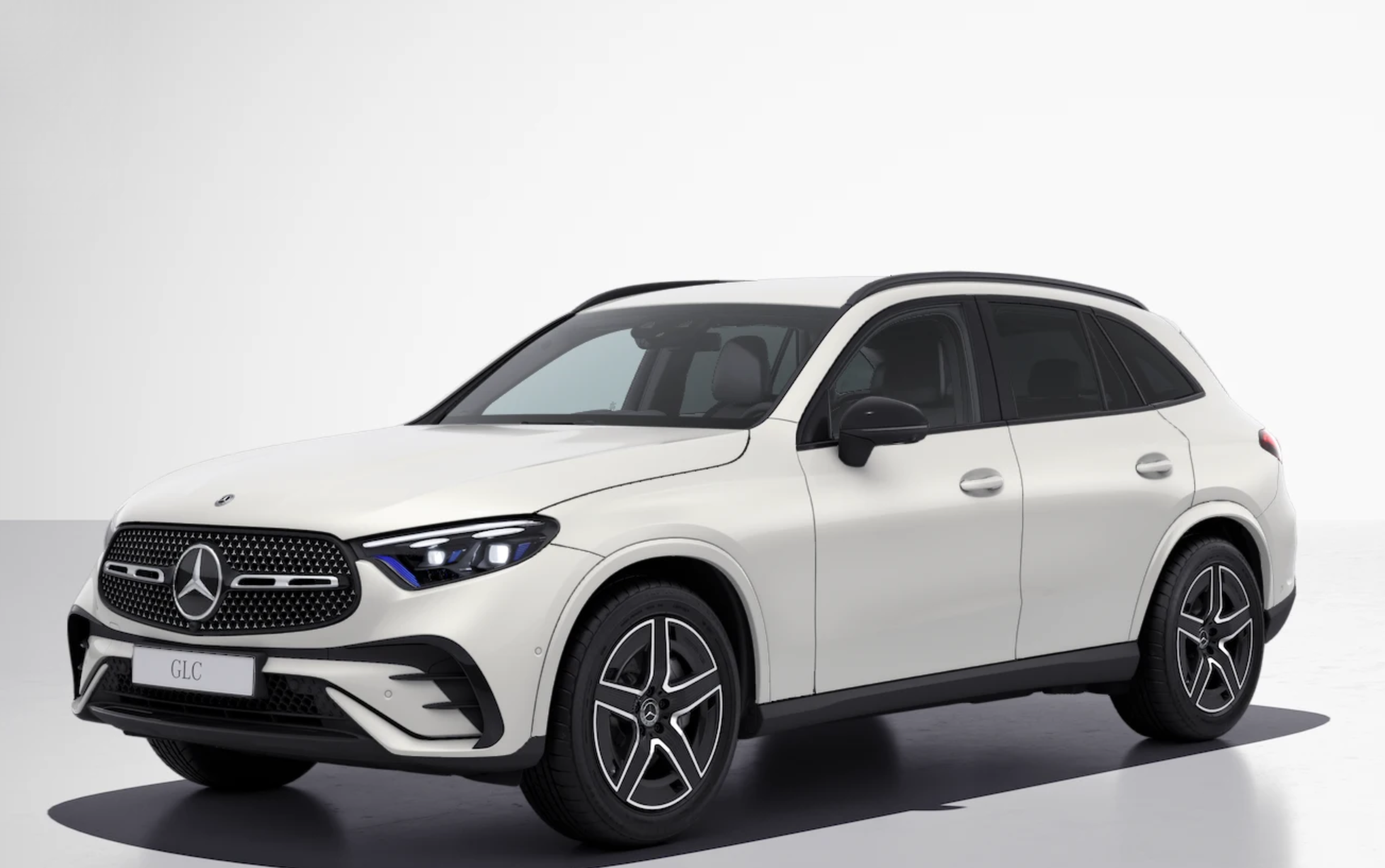 Mercedes GLC 300 4matic 9G-tronic AMG | novinka 2022 | nové SUV | stylové moderní sportovní | první objednávky online | nová auta ve výrobě | online autosalon AUTOiBUY.com